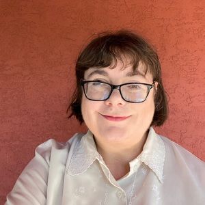 Meet your Posher, Alison